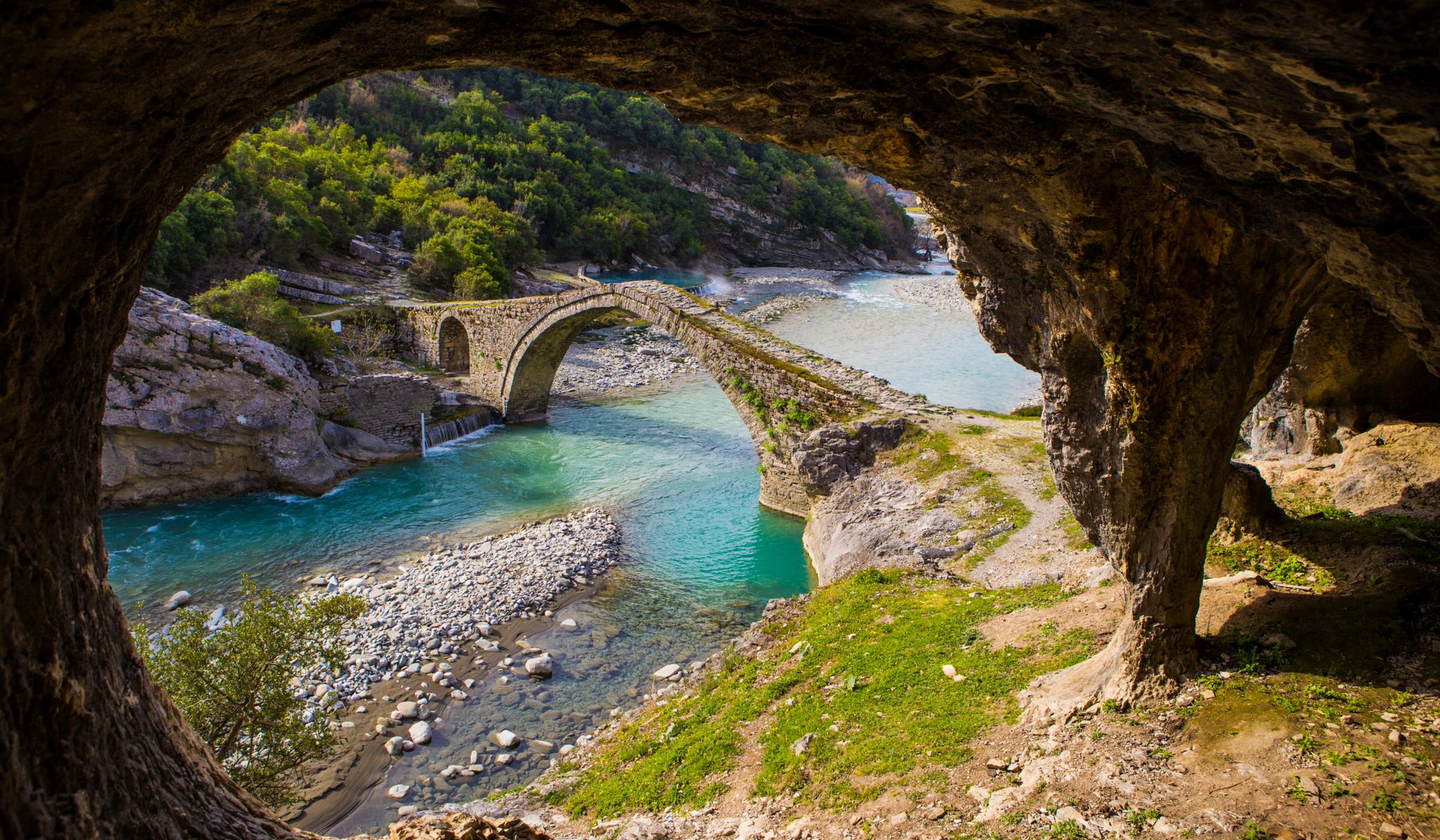 10 фактов, которые надо знать перед поездкой в албанию