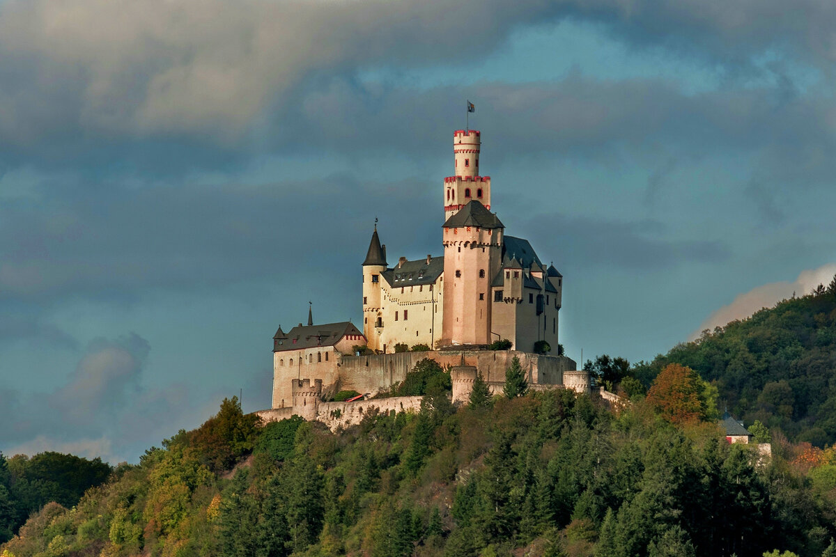Неповторимый замок марксбург в германии: как добраться