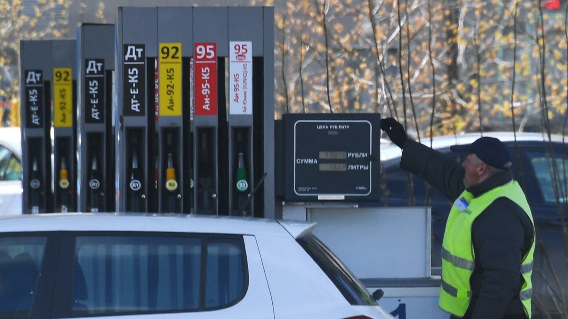 Сколько стоит бензин в европе в рублях по странам
