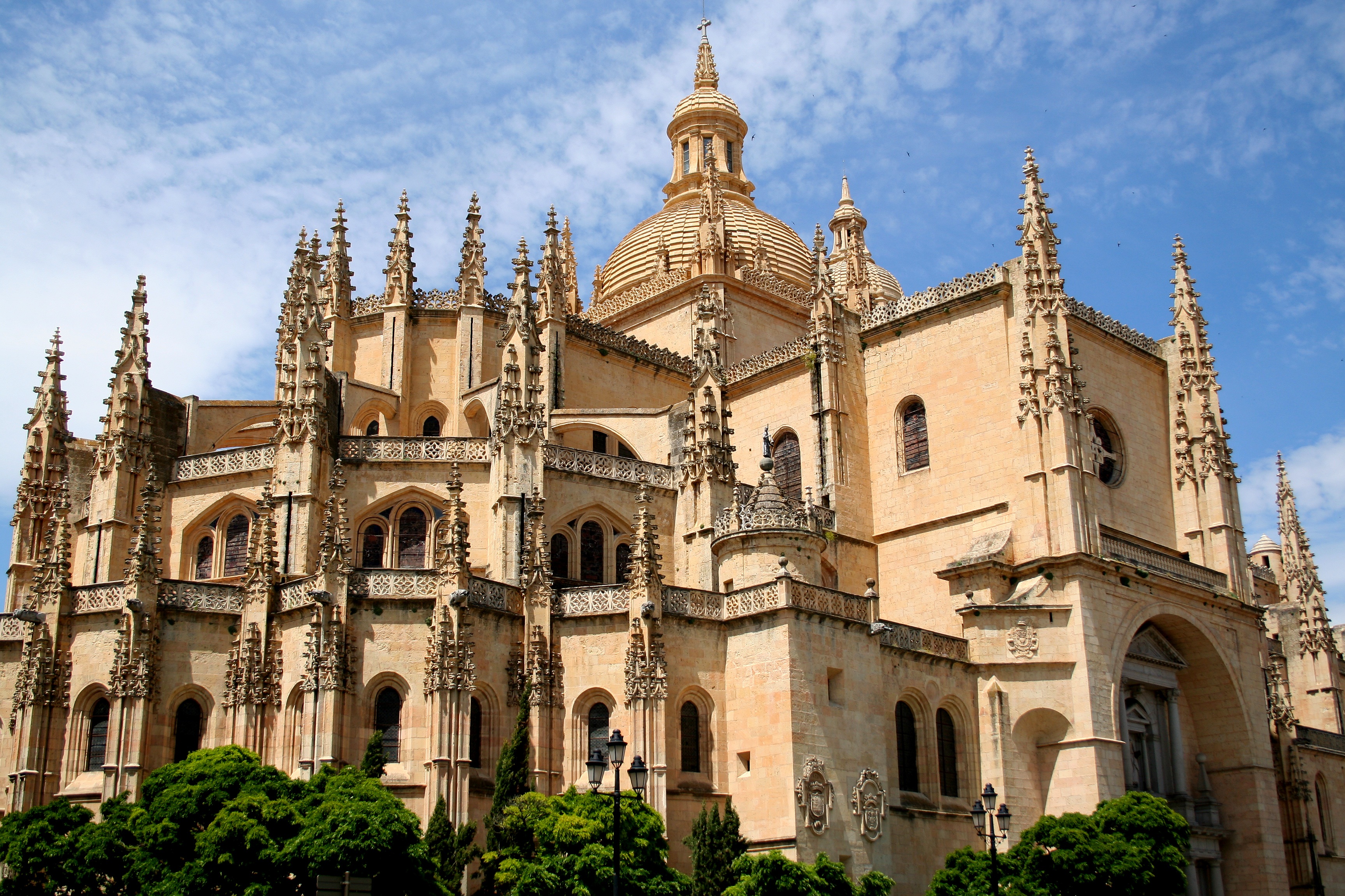 Стили архитектуры испании. самые известные памятники архитектуры испании