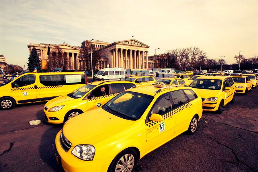 Как стать водителем такси в польше и сколько можно заработать? - работа за границей