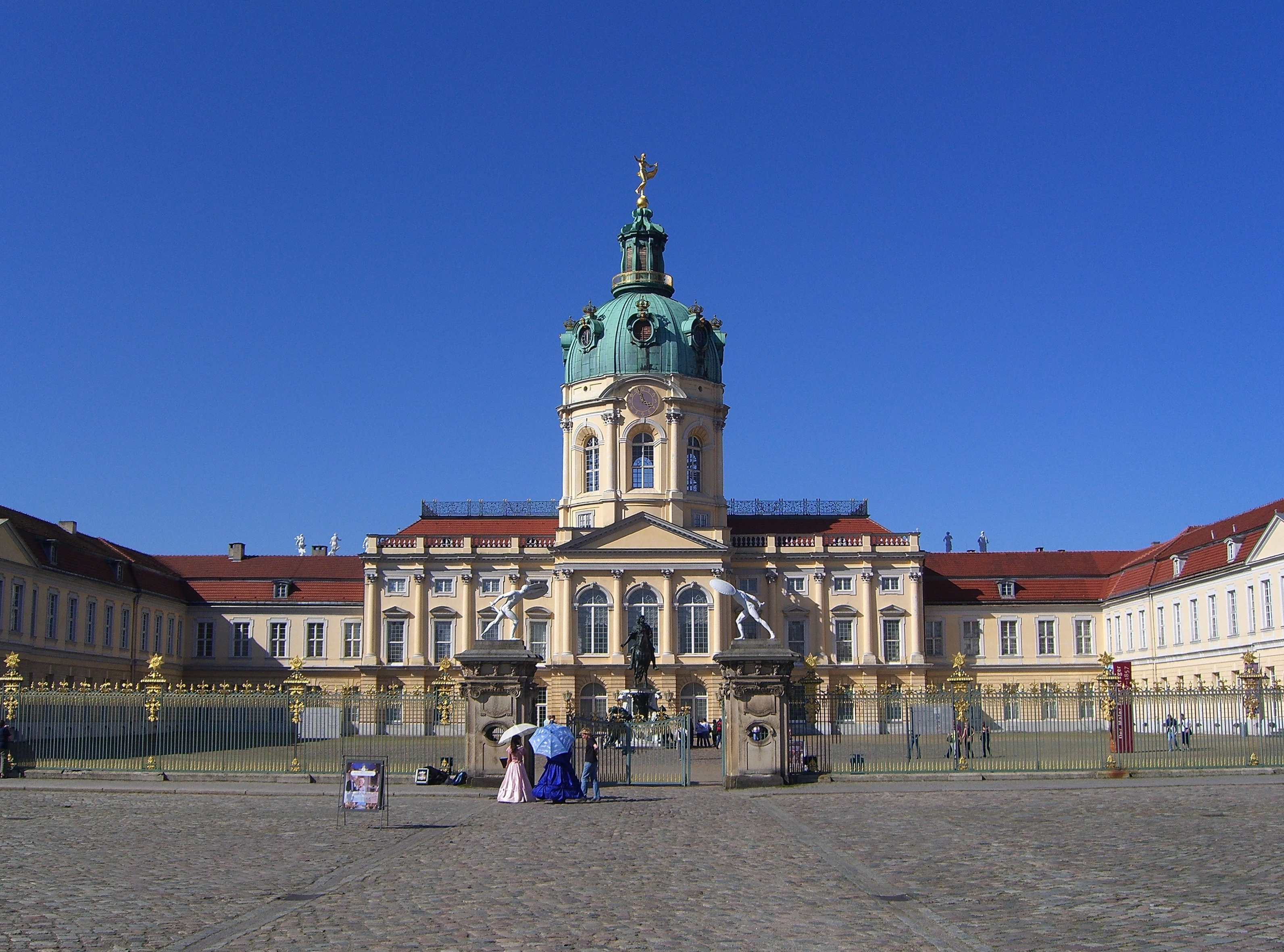 Дворец шарлоттенбург в берлине: от королевской резиденции до музея. фото