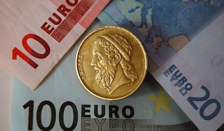 Три валюты греции: от феникса к драхме и евро