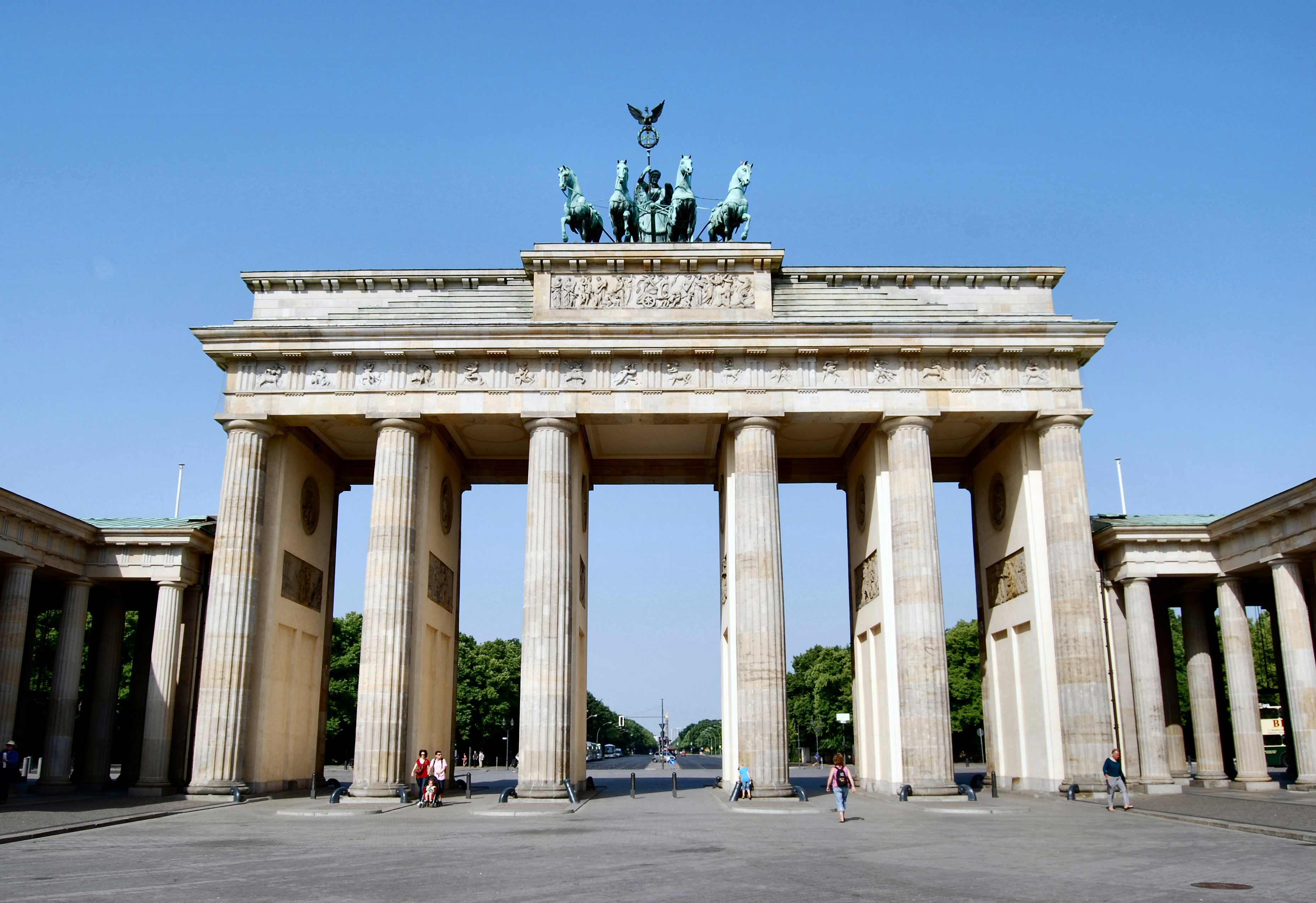 Архитектурный ансамбль бранденбургские ворота: берлин
