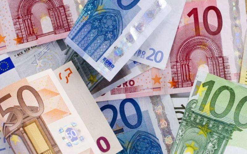 Валюта в финляндии в 2021 году: какие деньги стоит взять с собой