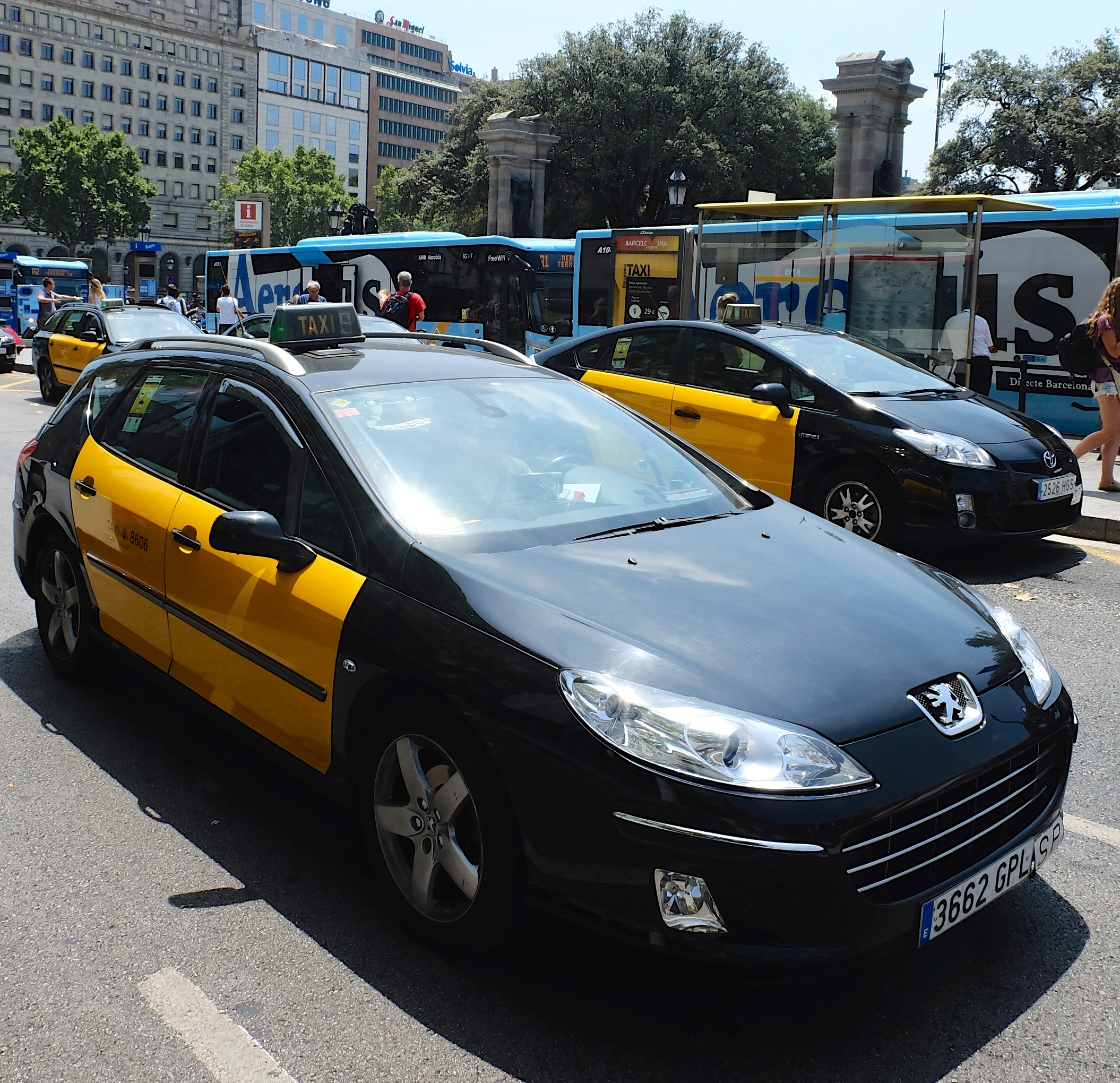 Что нужно знать о службе такси в испании