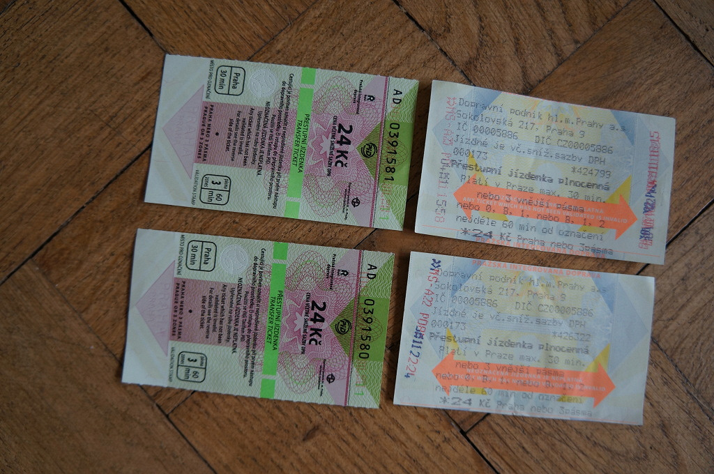 Как приобрести билет или проездной на транспорт в Чешской Республике