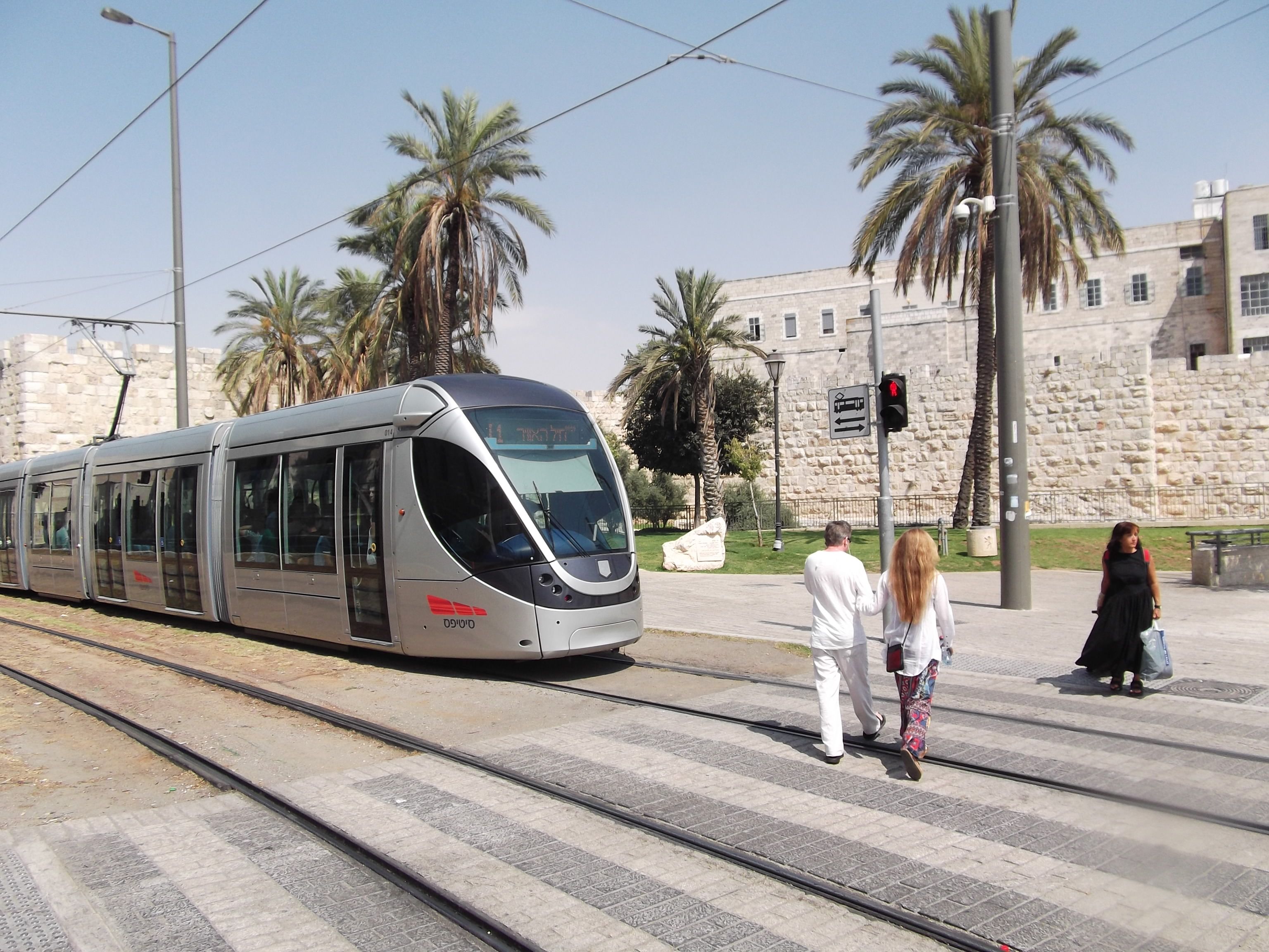 Транспорт в Израиле: большие возможности маленькой страны