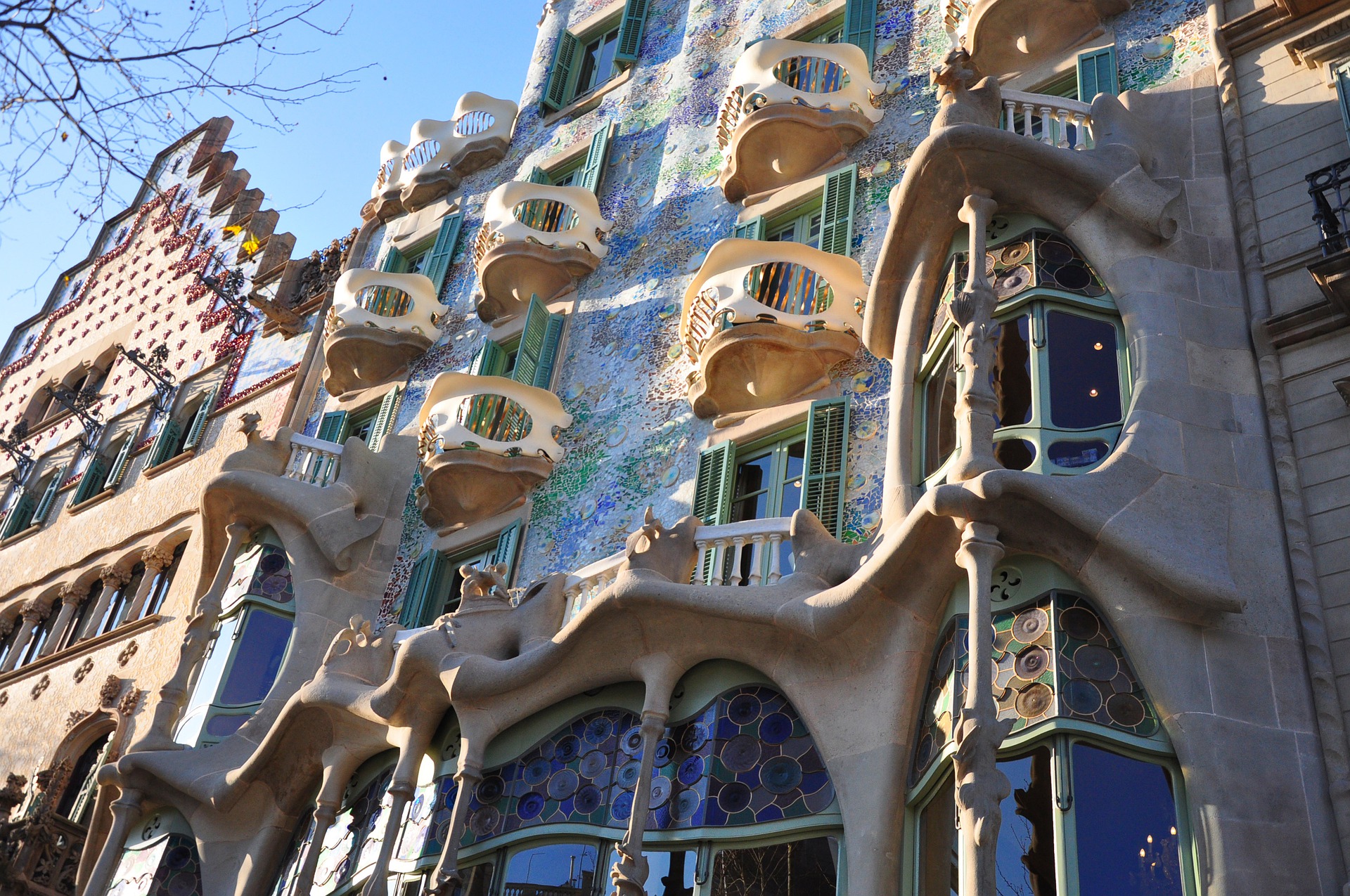 Невероятная архитектура антонио гауди: 10 чудес барселоны