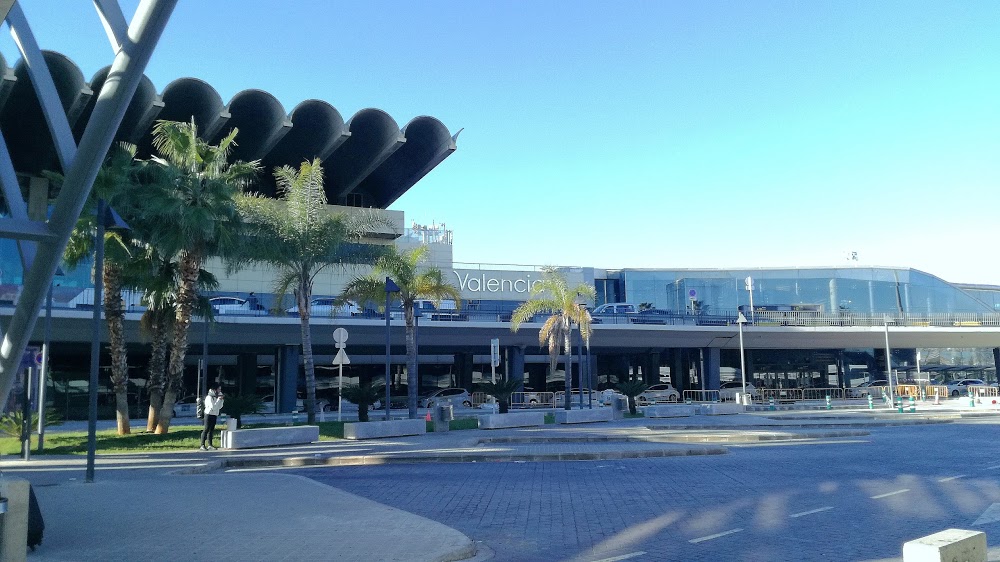 Международный аэропорт валенсии «манисес»