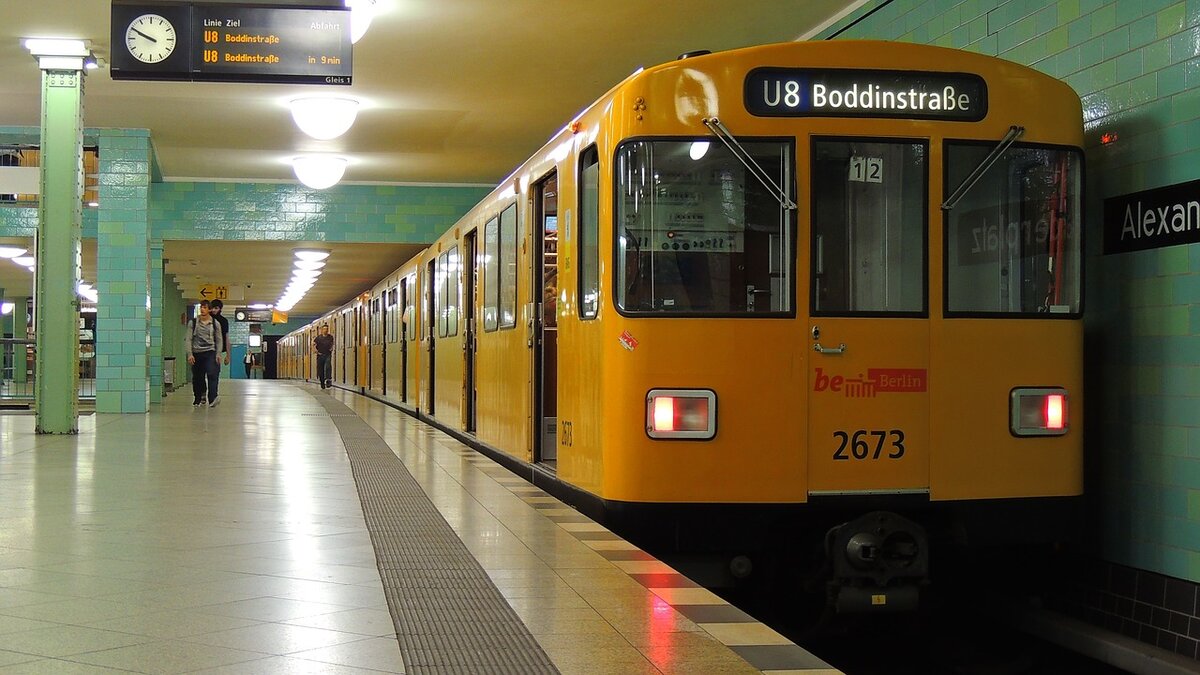 Общественный транспорт берлина