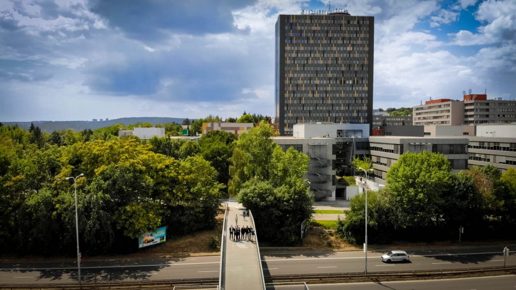 Чешский технический университет в праге — направления и факультеты, стоимость обучения, особенности