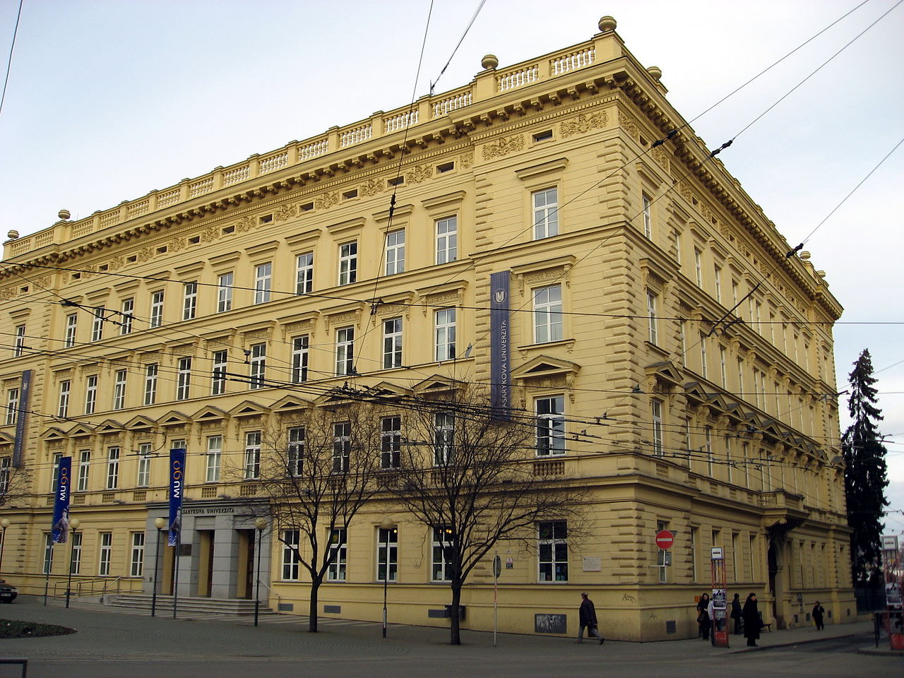 Университеты чехии ᐈ список частных и государственных чешских вузов ᐈ world study