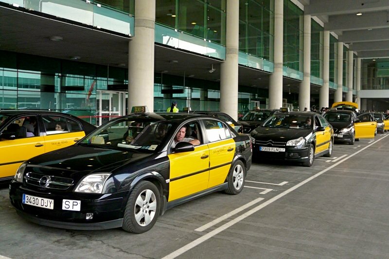 Что нужно знать о такси-перевозках отправляясь в путешествие по испании? испания