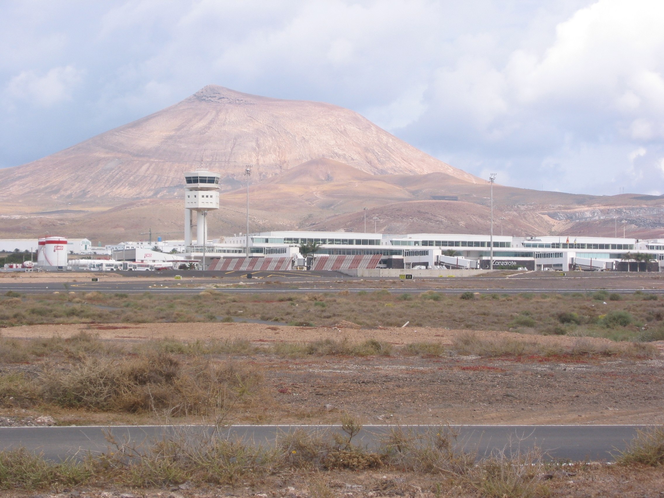 Международный аэропорт лансароте в испании