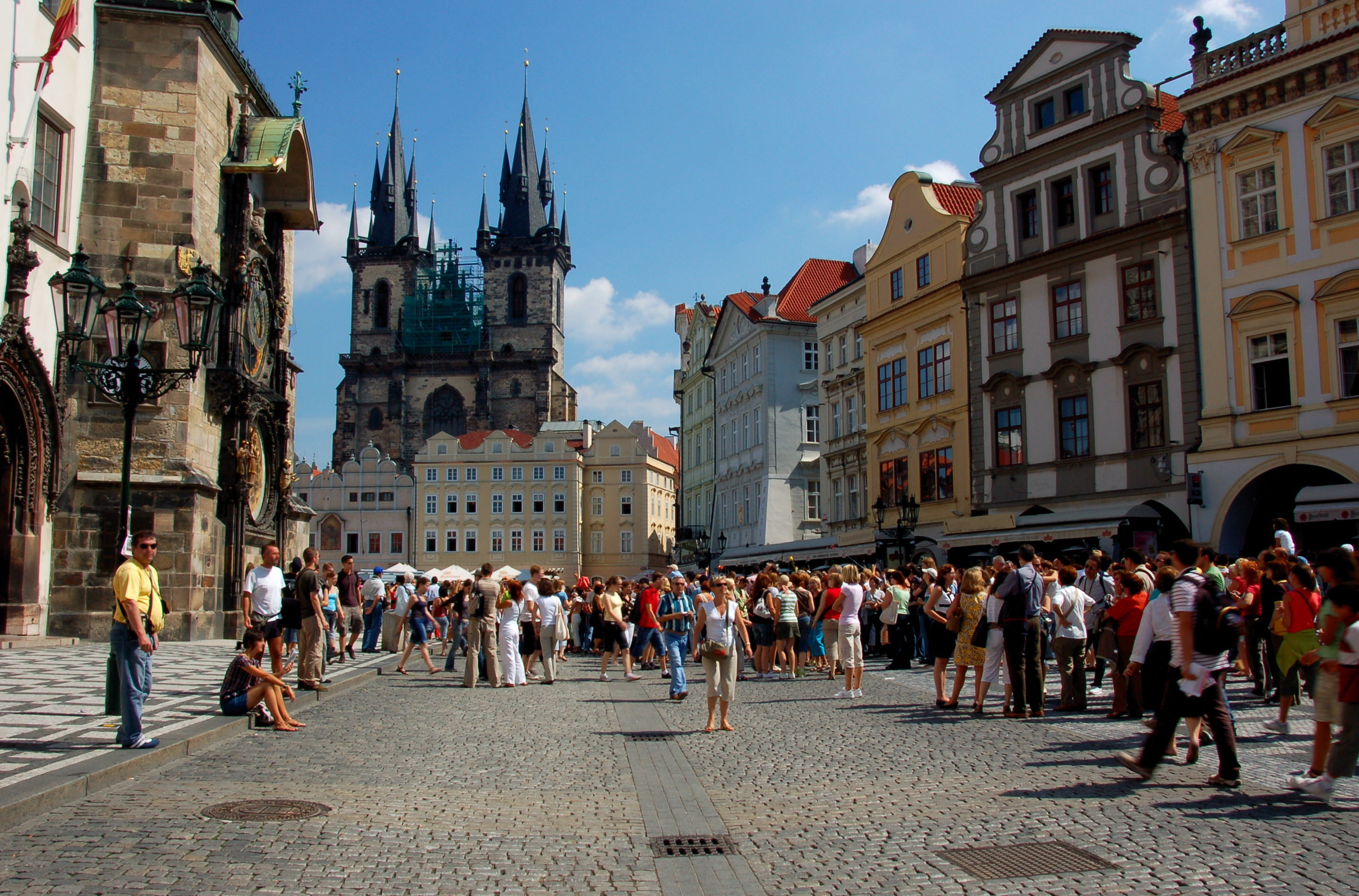 Плюсы и минусы жизни в чехии, на что следует обратить внимание до переезда?