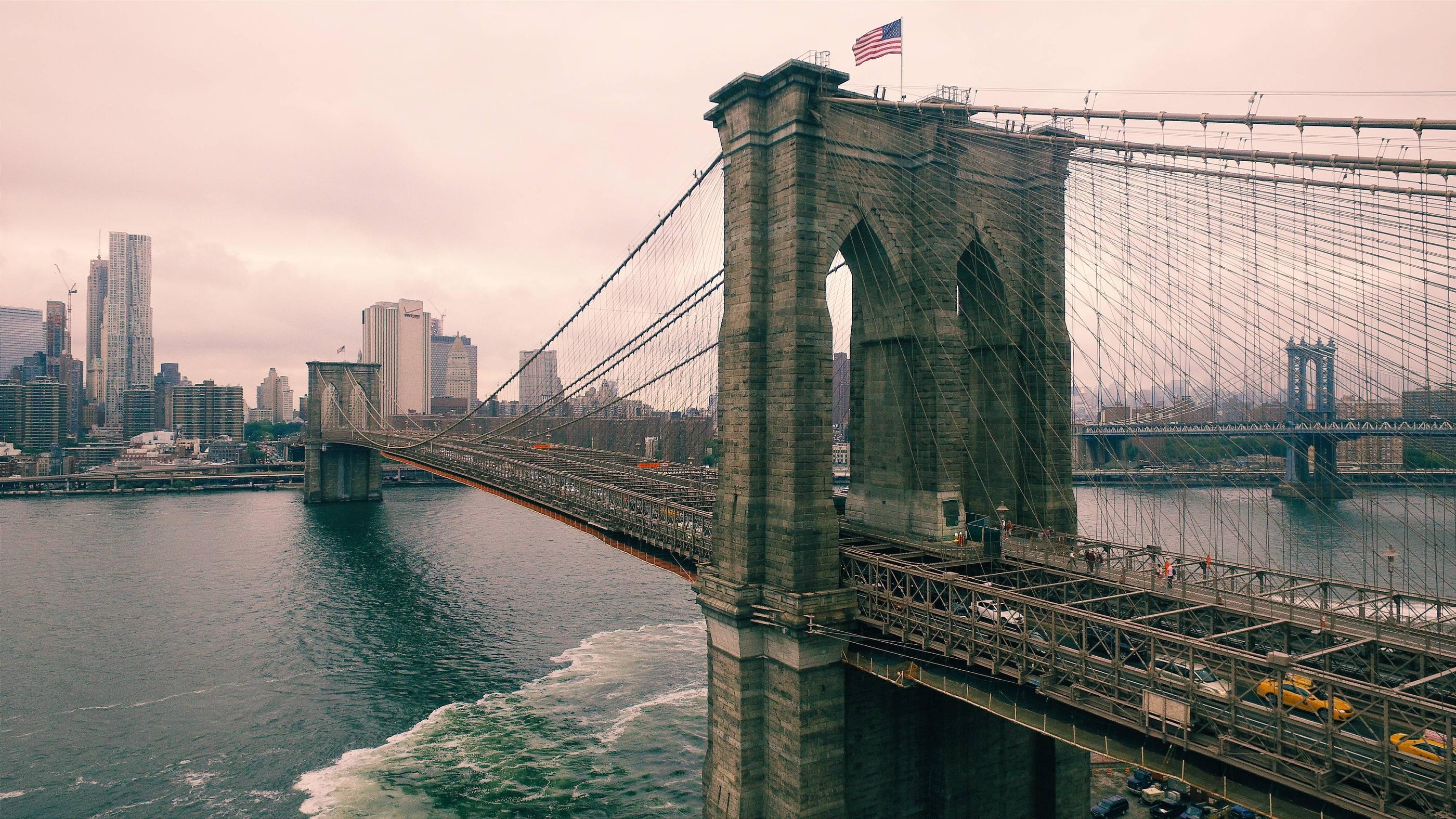 Бруклинский мост (нью-йорк) ? где находится, история строительства, чем знаменит, фото и описание, интересные факты, длина и что соединяет бруклинский мост