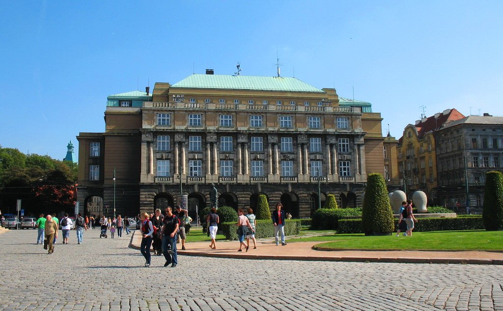 Самый старый университет в европе