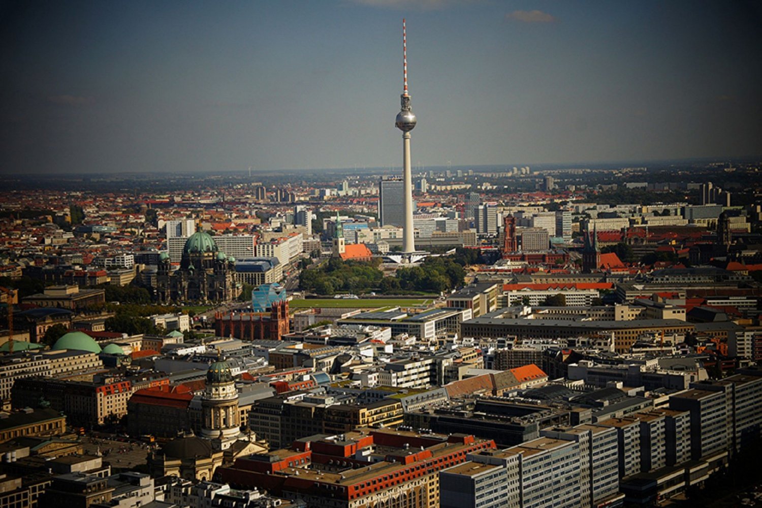 Берлинская телебашня: описание, история, экскурсии, точный адрес