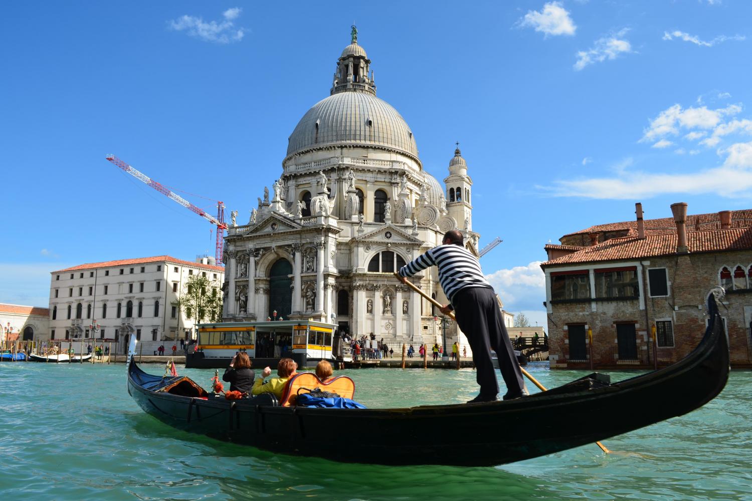 Как добраться из милана в венецию: расстояние на машине, билеты на поезд, автобус, расписание