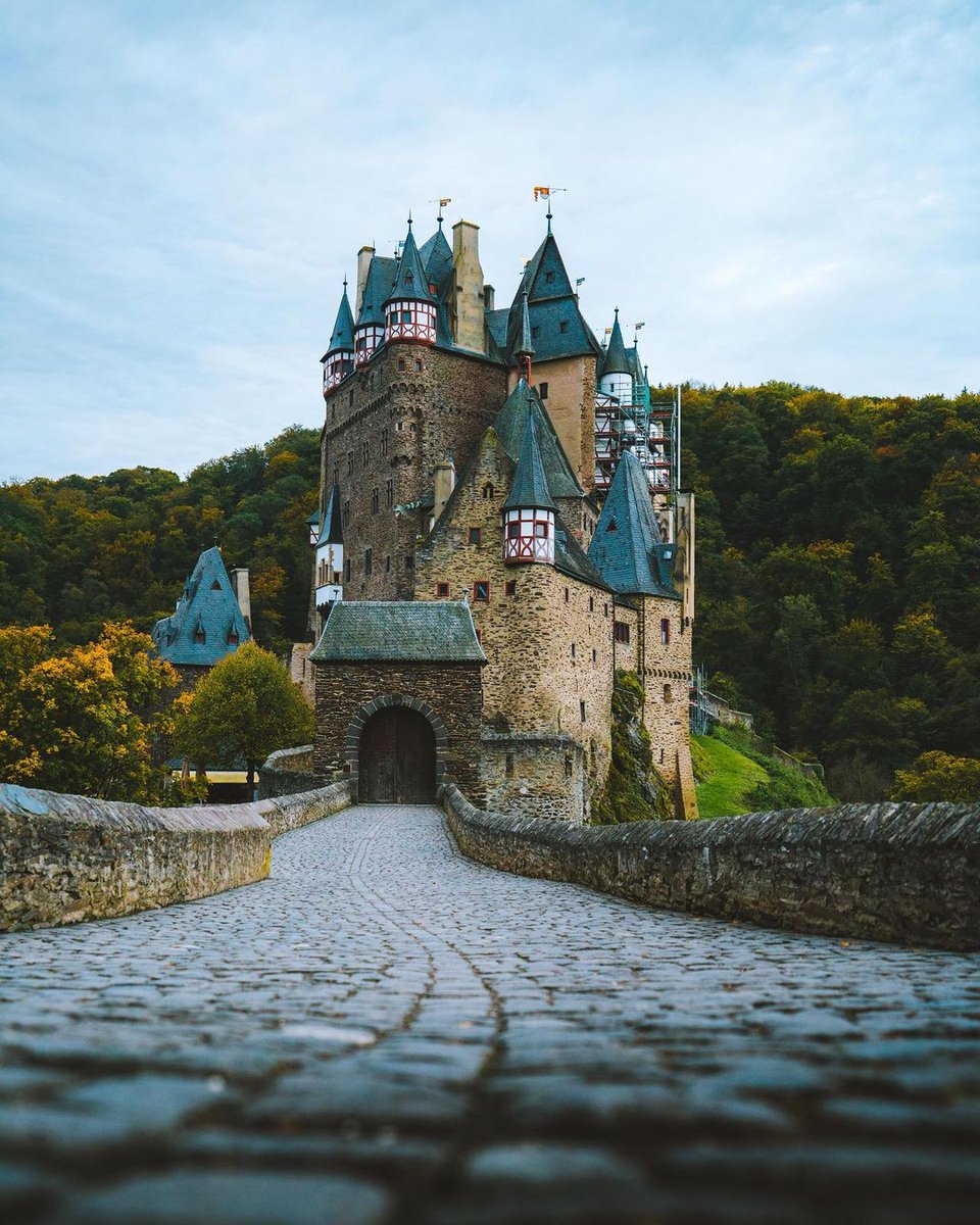 Замок эльц – жемчужина среди немецких замков
