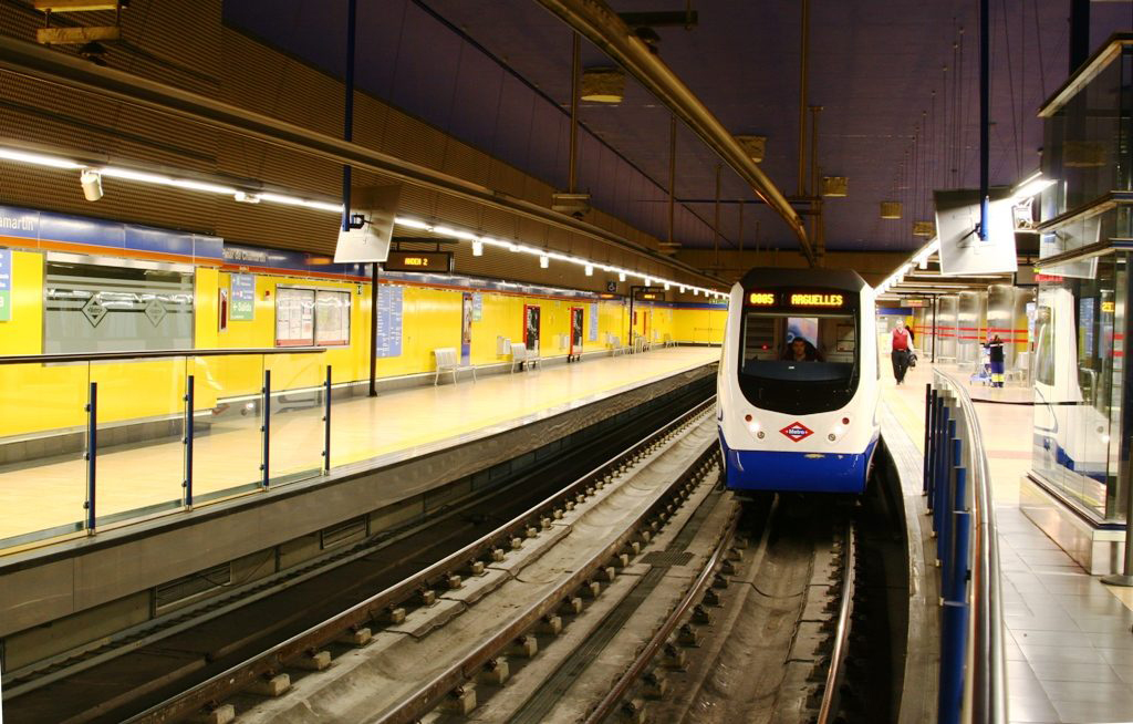 Метро как самый удобный транспорт Мадрида