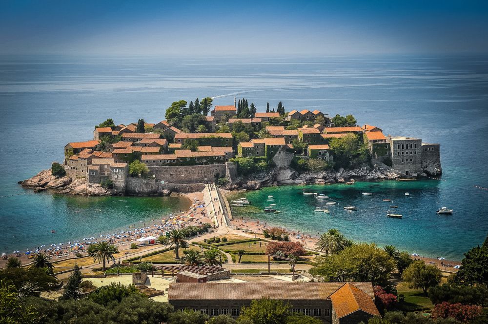 Жизни в черногории 2021 году: плюсы и минусы — все о визах и эмиграции