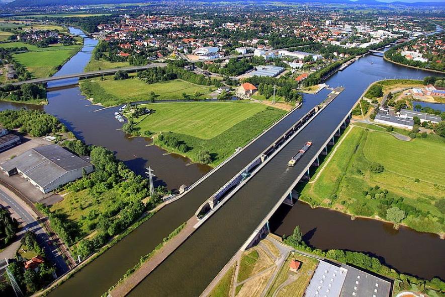 Магдебургский водный мост – один из самых впечатляющих водных мостов в мире
