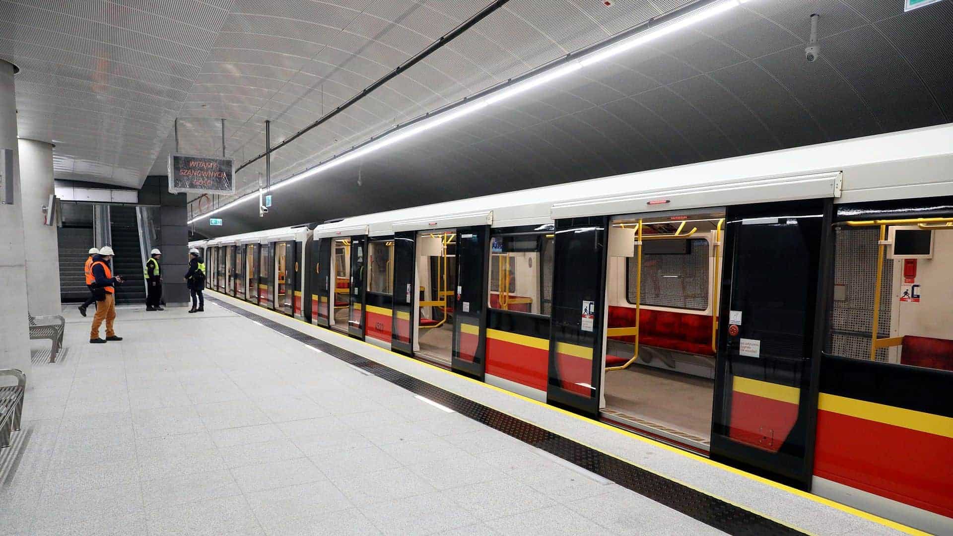 Особенности работы метро варшавы в  2021  году