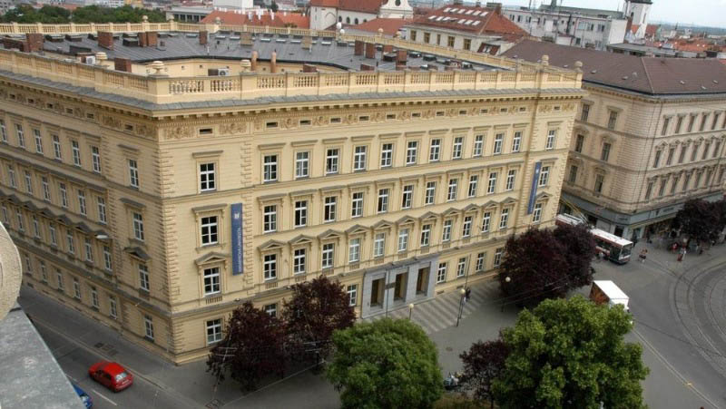 Лучшие университеты чехии: рейтинг вузов