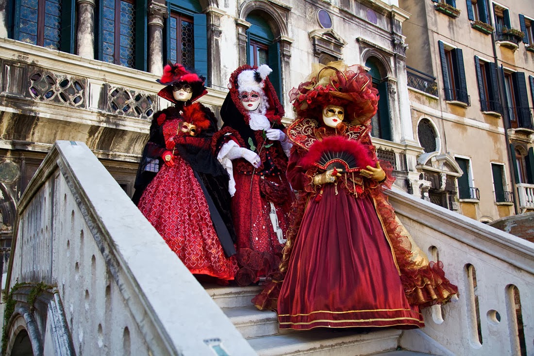 15 испанских карнавалов, которые нельзя пропустить . испания по-русски - все о жизни в испании