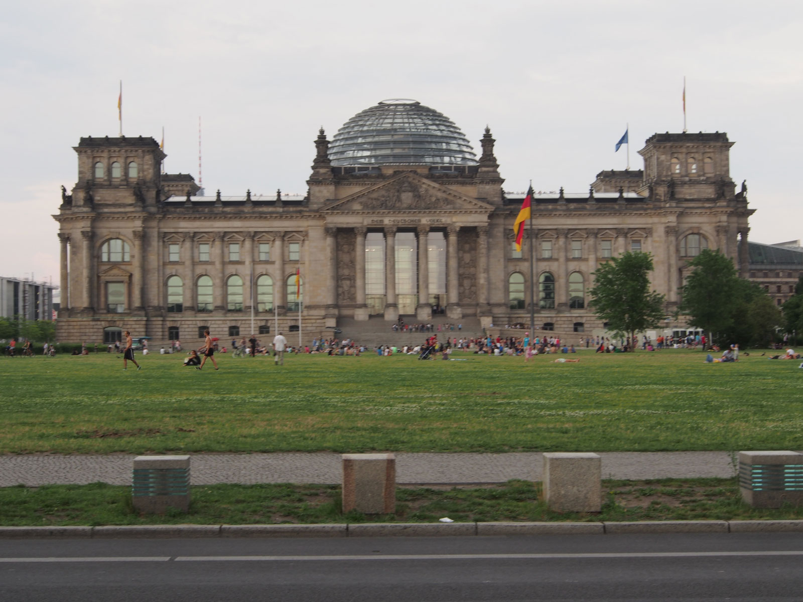 Рейхстаг в Берлине – памятник для любителей истории