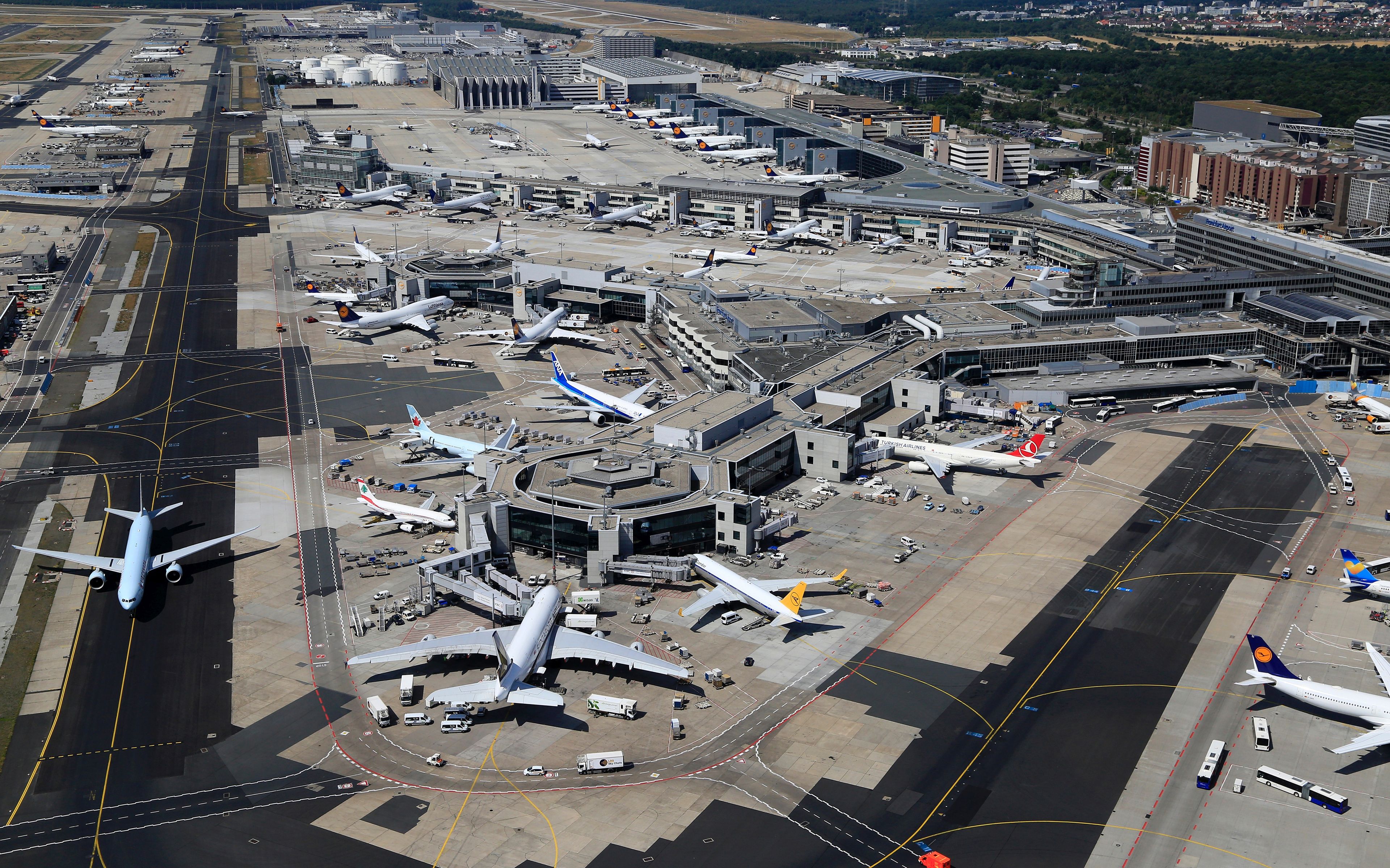 Аэропорт франкфурт-на-майне: онлайн-табло рейсов, как добраться, контакты