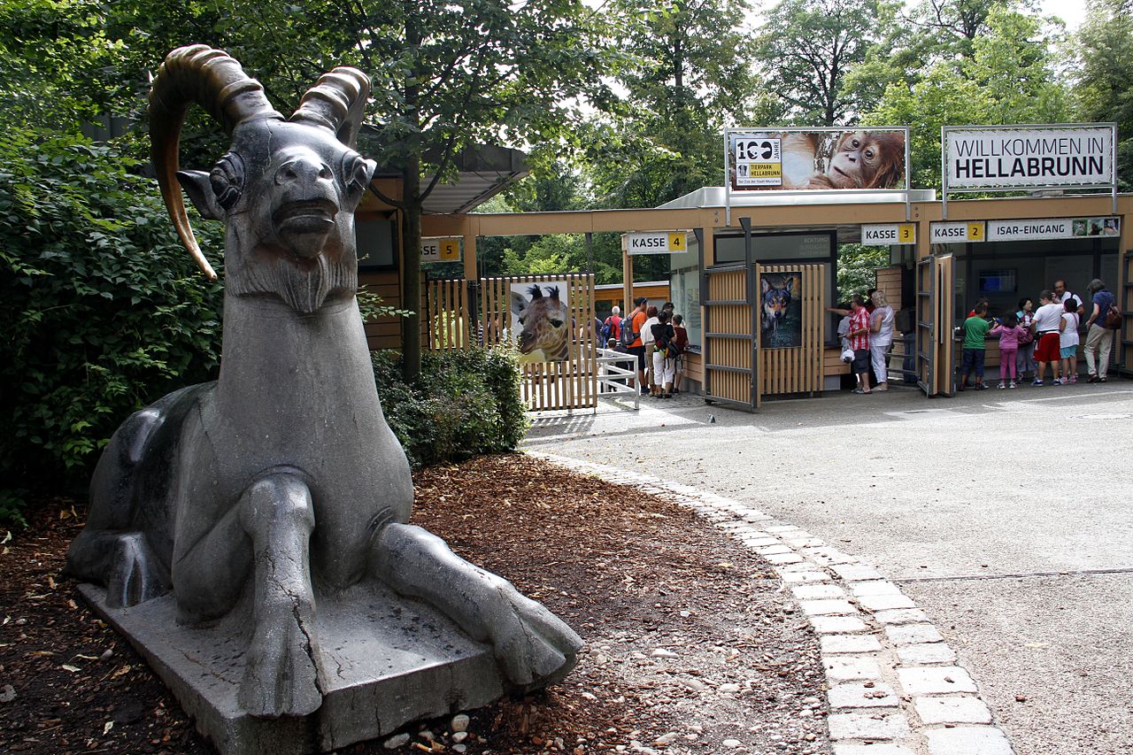 Берлинский зоопарк – на что смотрят 2,6 млн человек ежегодно